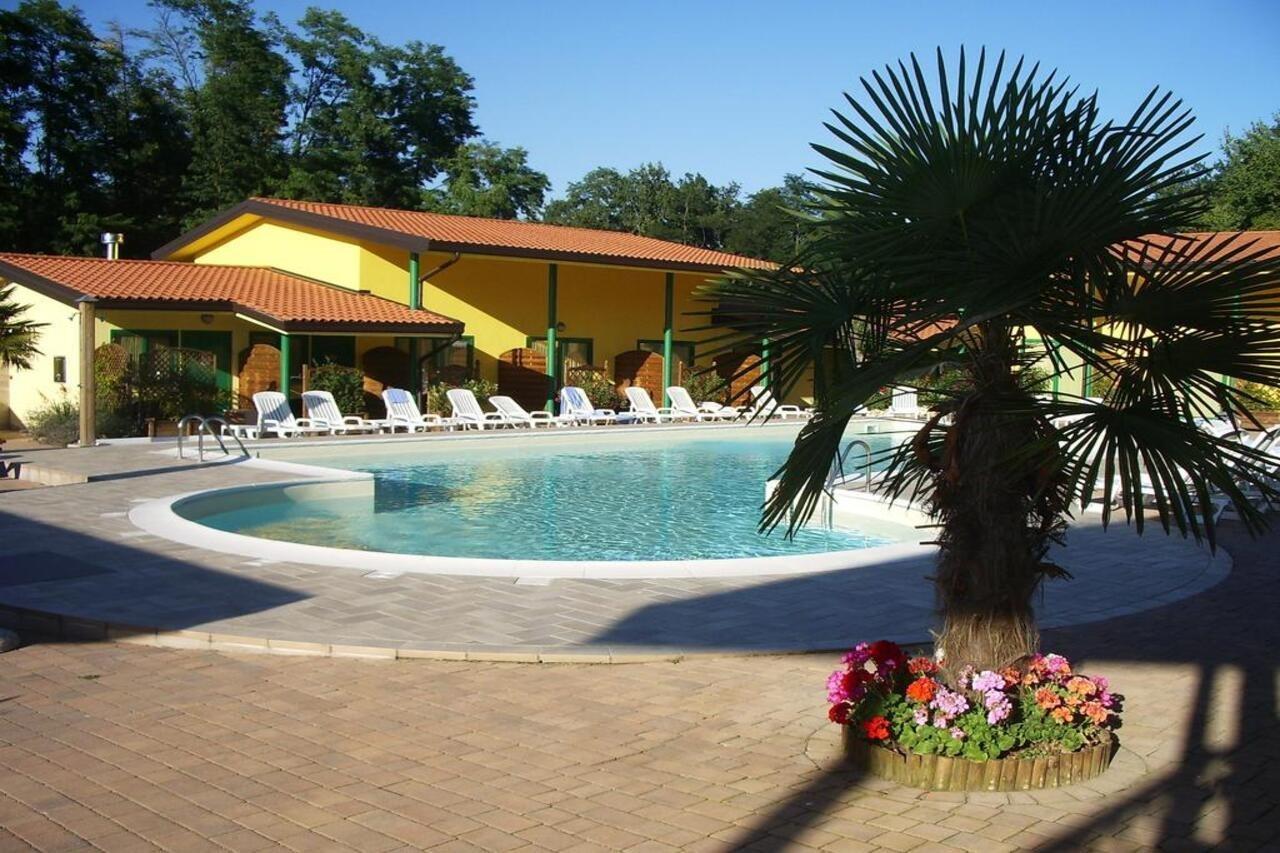 Hotel Ristorante La Perla Varallo Pombia Zewnętrze zdjęcie