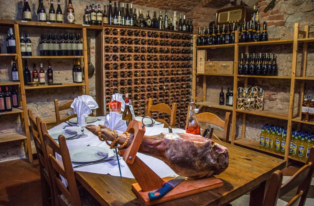 Hotel Ristorante La Perla Varallo Pombia Zewnętrze zdjęcie