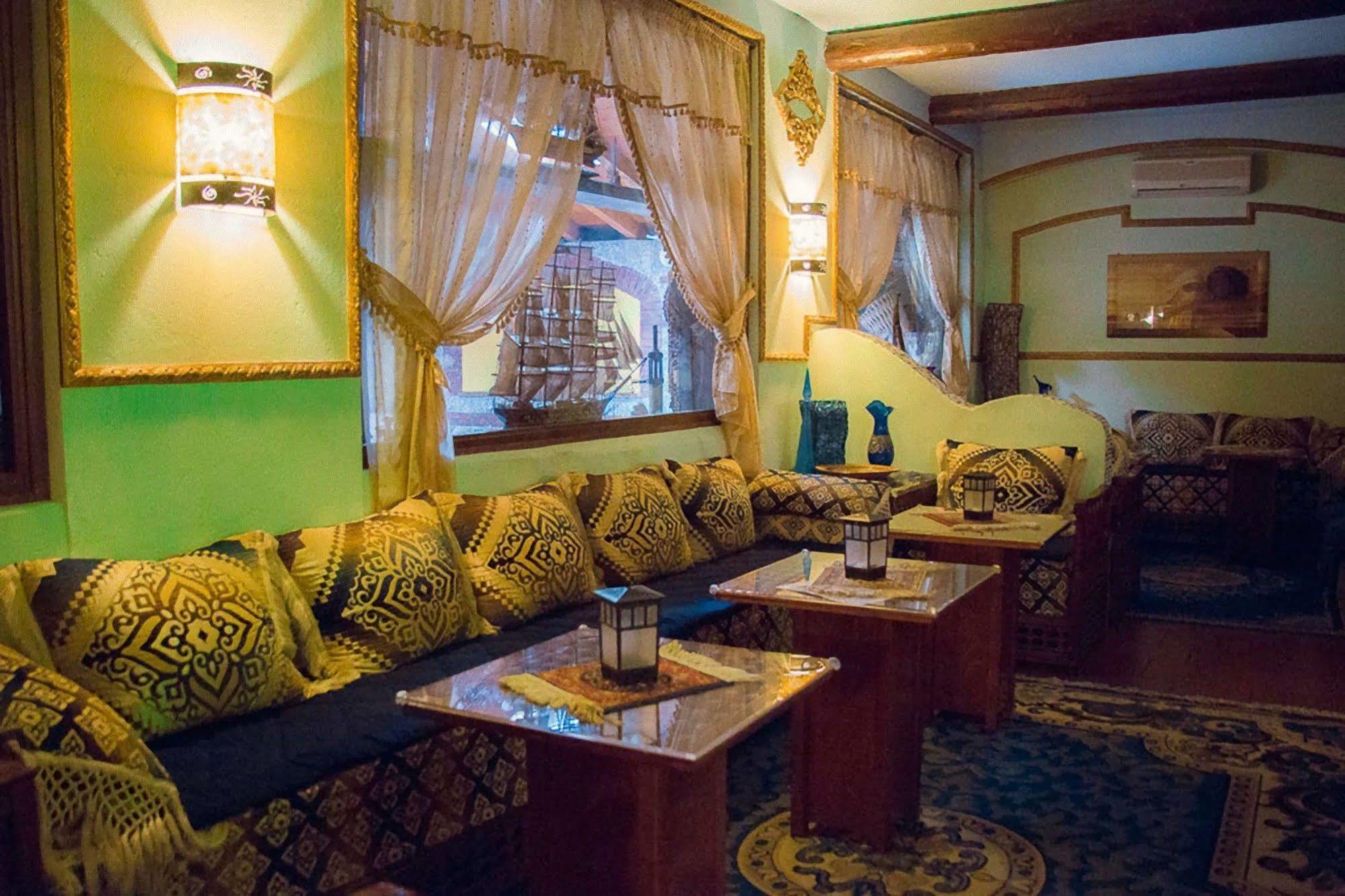 Hotel Ristorante La Perla Varallo Pombia Zewnętrze zdjęcie